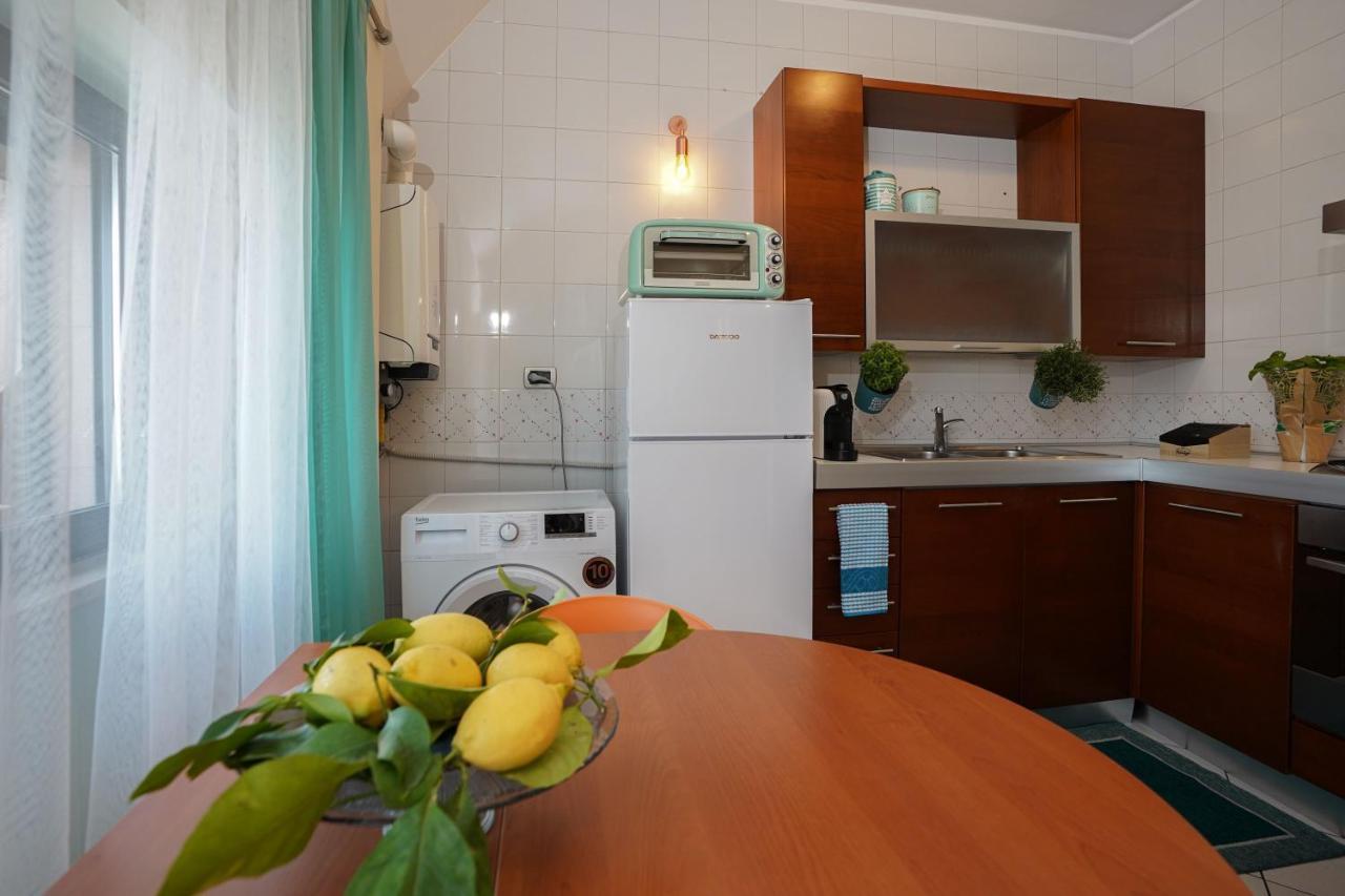 La Casa Di Azzurra Centro Citta Appartamento Fino A 4 Posti Letto E 2 Bagni Foggia Extérieur photo