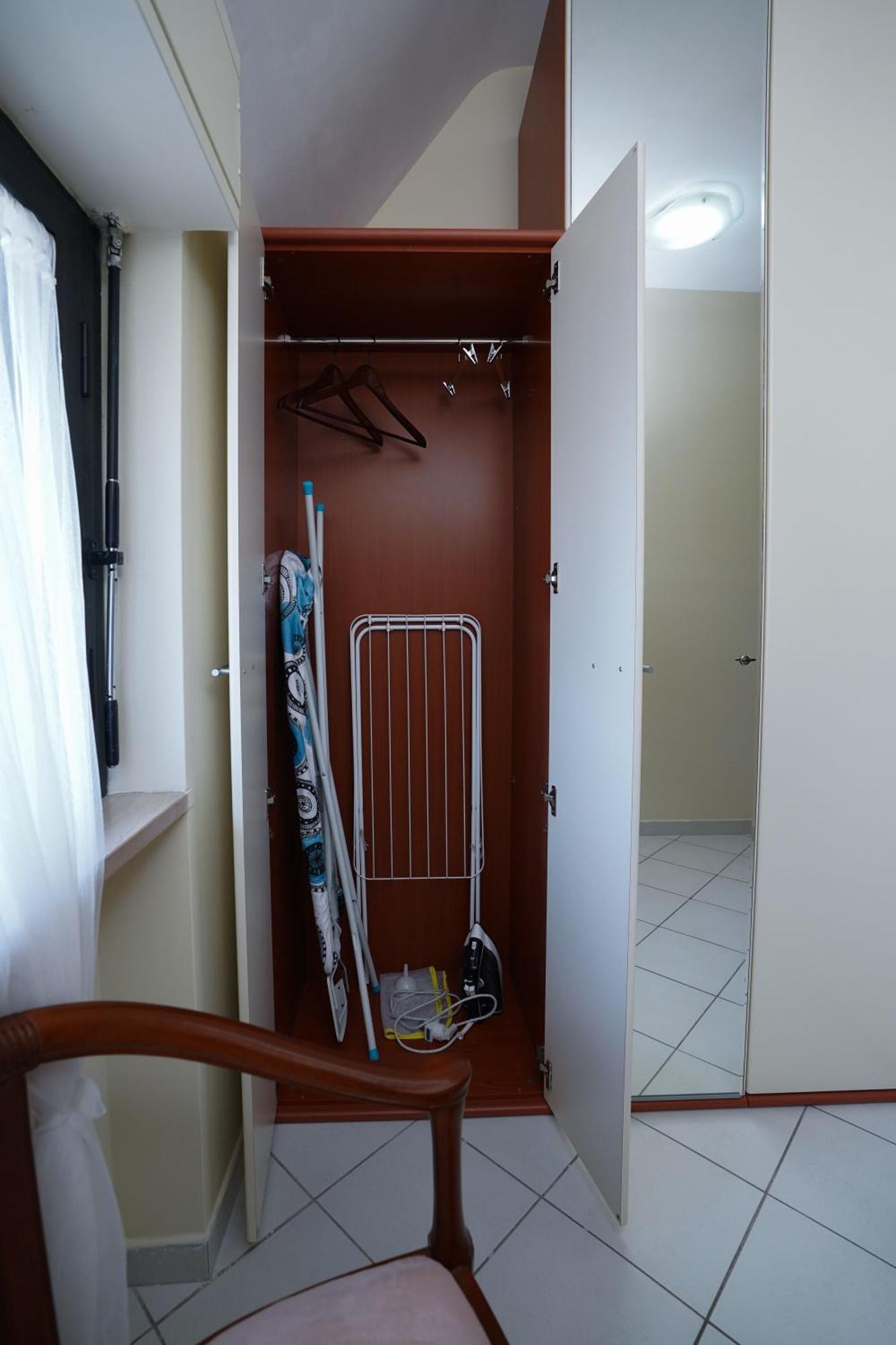La Casa Di Azzurra Centro Citta Appartamento Fino A 4 Posti Letto E 2 Bagni Foggia Extérieur photo