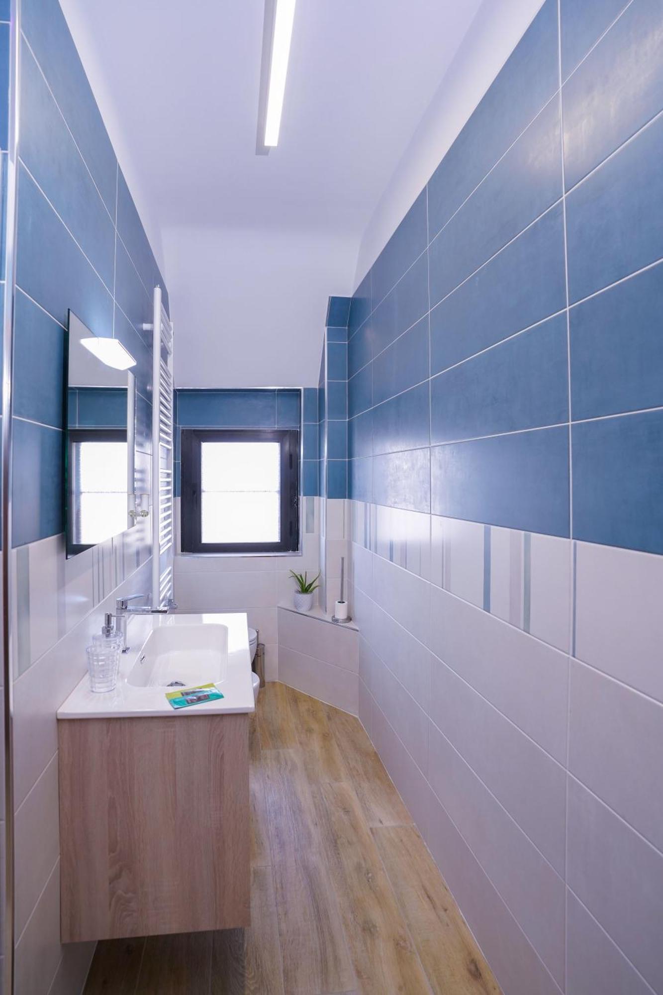 La Casa Di Azzurra Centro Citta Appartamento Fino A 4 Posti Letto E 2 Bagni Foggia Extérieur photo